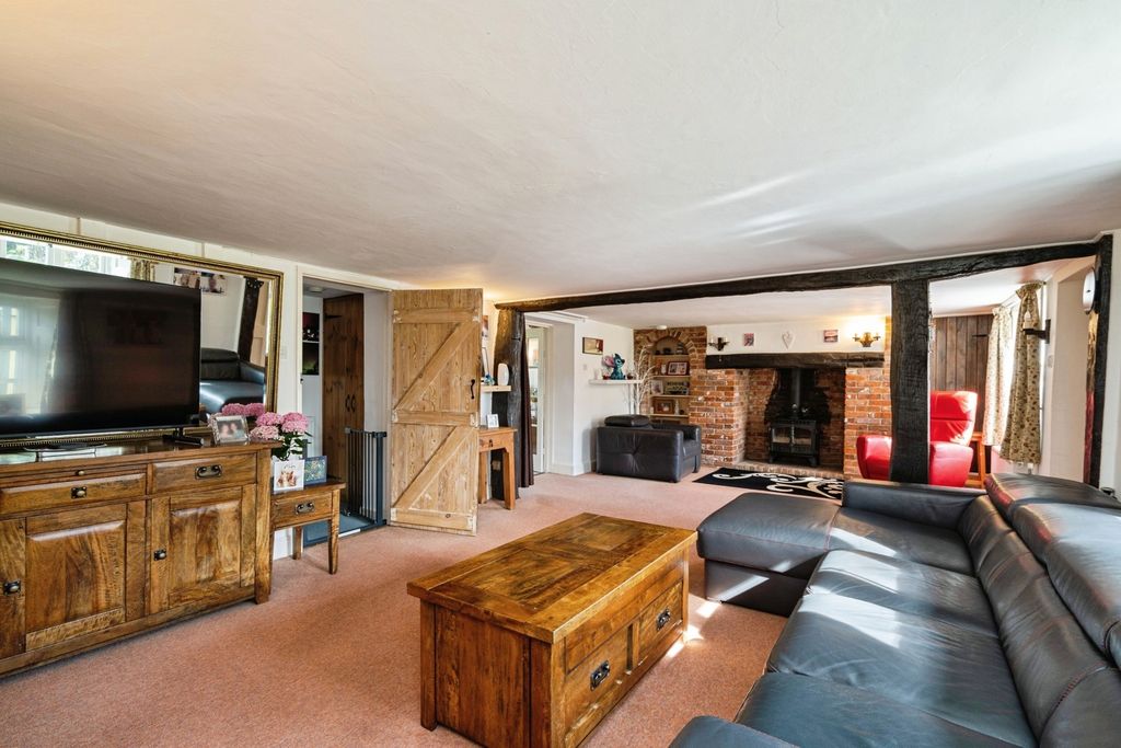 Property photo 3 of 23 Pbox-Img.Jpg