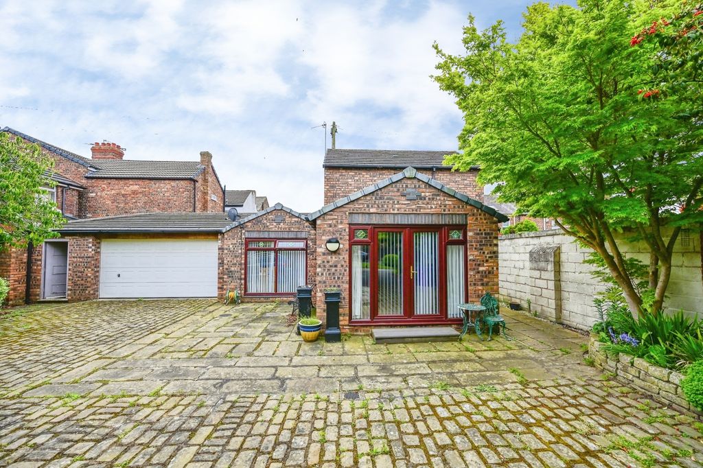 Property photo 2 of 31 Pbox-Img.Jpg