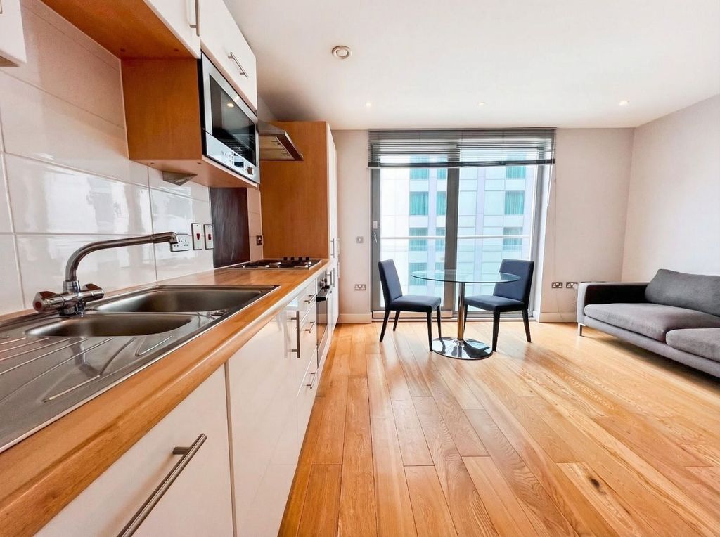 Property photo 3 of 16 Kitchen / Living Space