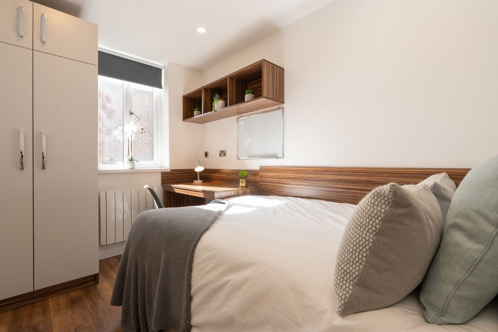 Property photo 2 of 29 Jesmond View Block B Flat 7 Bedroom 1