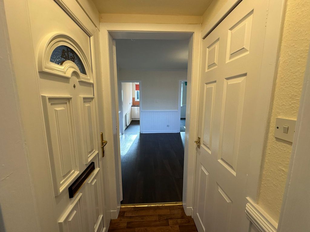 Property photo 3 of 15 Gallery