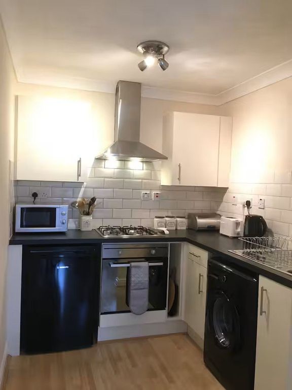 Property photo 3 of 13 Gallery