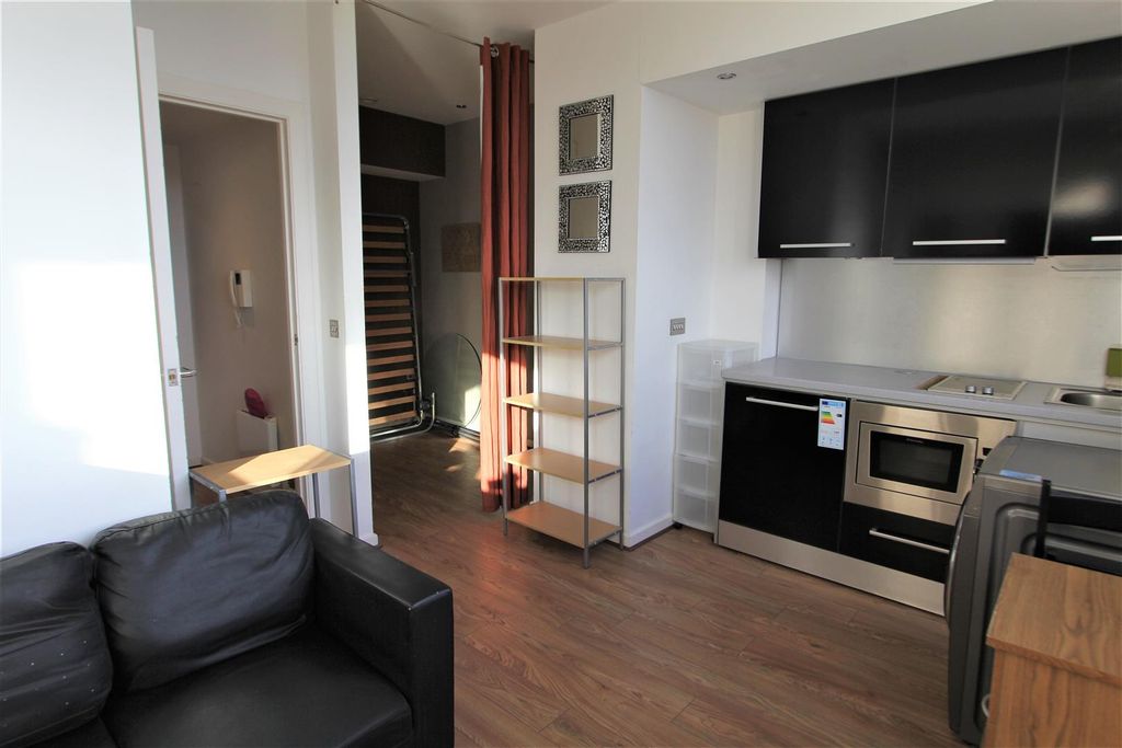 Additional image 6 of Studio for saleWest Point, Wellington Street LS1