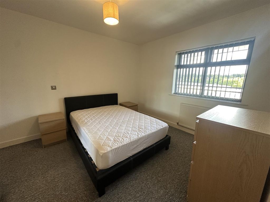 Property photo 2 of 11 Img_0305.Jpeg