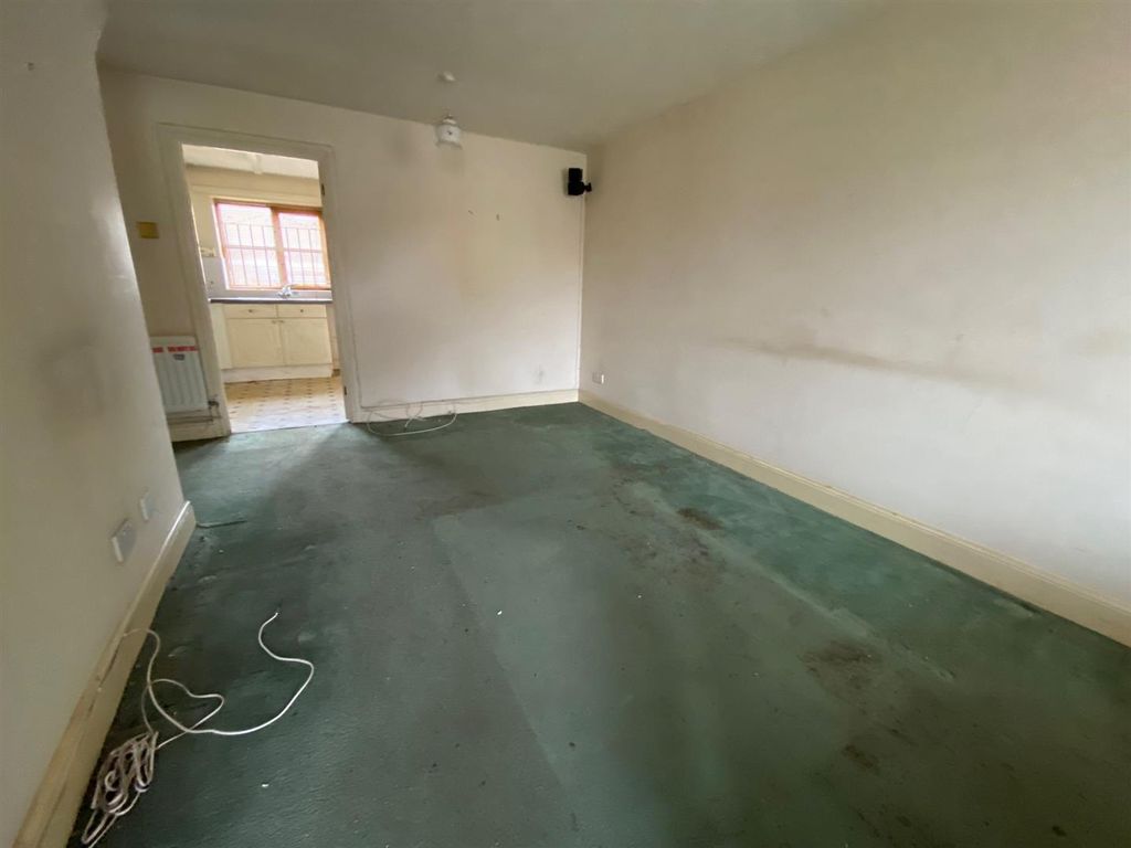 Property photo 3 of 7 E1.Jpg