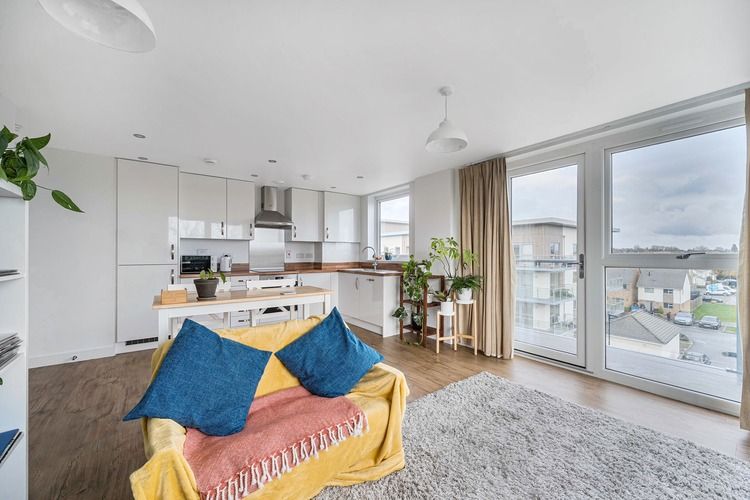 Property photo 1 of 20