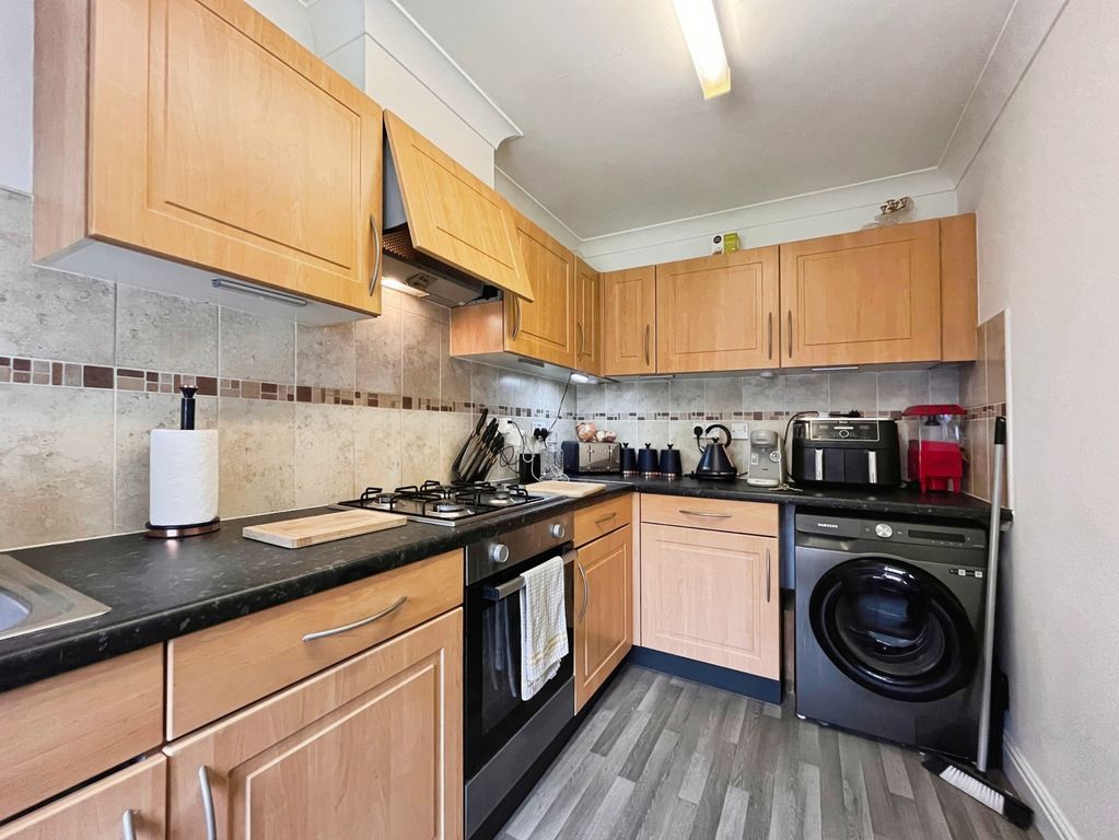 Property photo 2 of 15