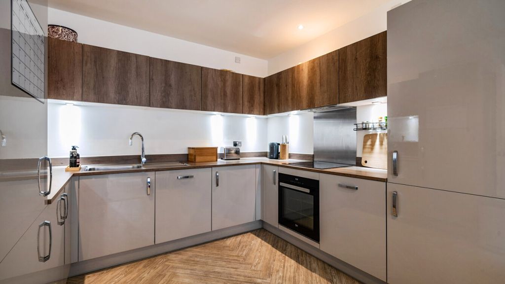 Property photo 3 of 20