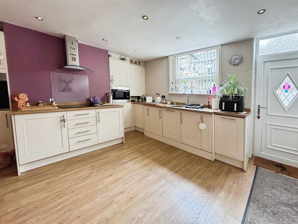 Property photo 2 of 13 Kitchen/Diner