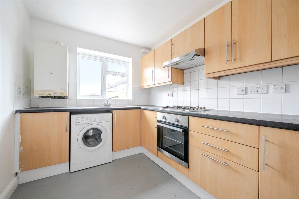 Property photo 2 of 19 Picture No. 59
