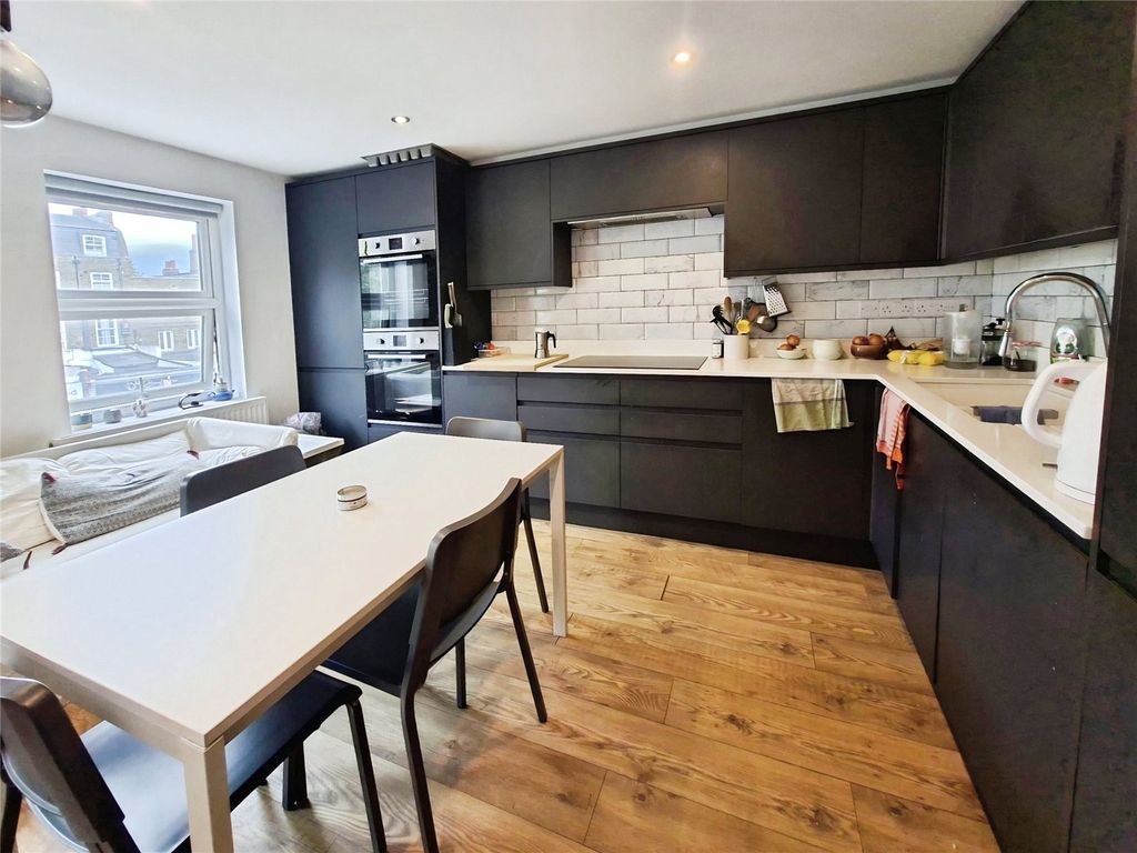 Property photo 2 of 17 Kitchen