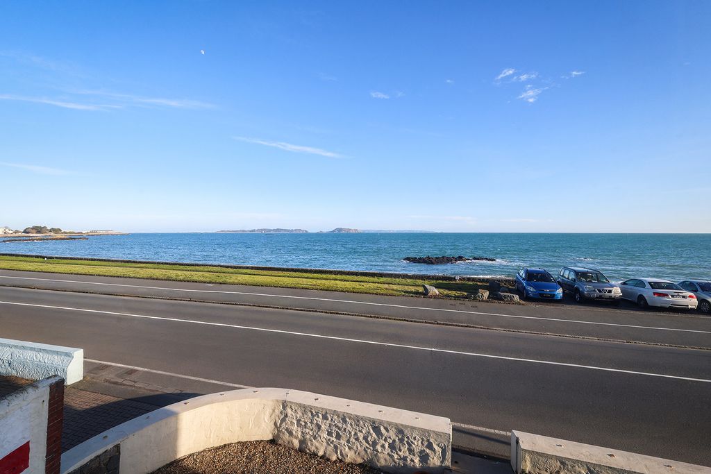 Property photo 1 of 29 Photo 0