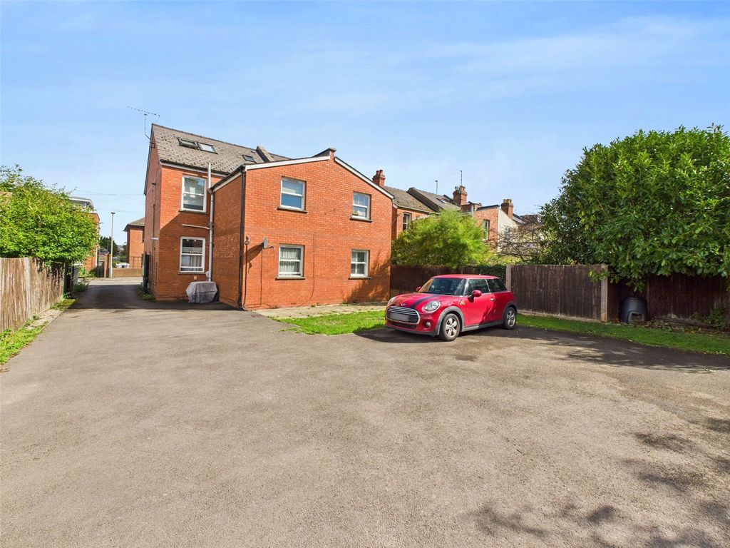 Property photo 1 of 11 Picture No. 10