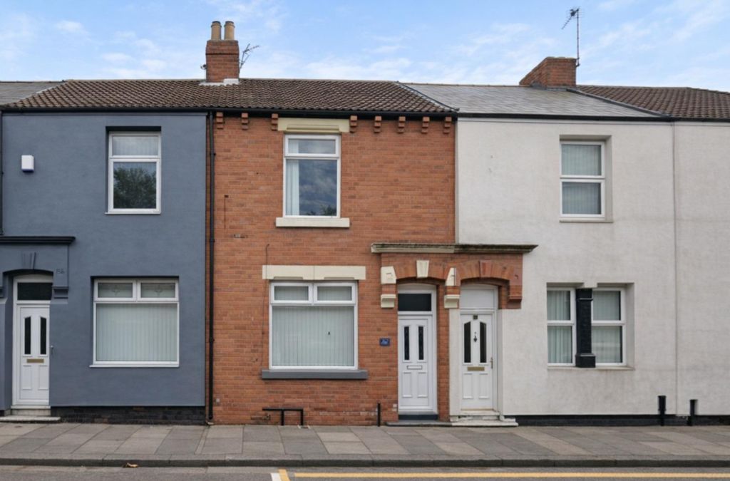 Property photo 1 of 10 Outside