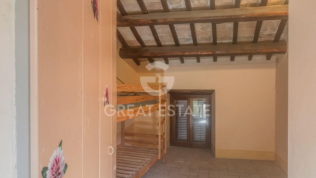 Property photo 3 of 9 Exteriors