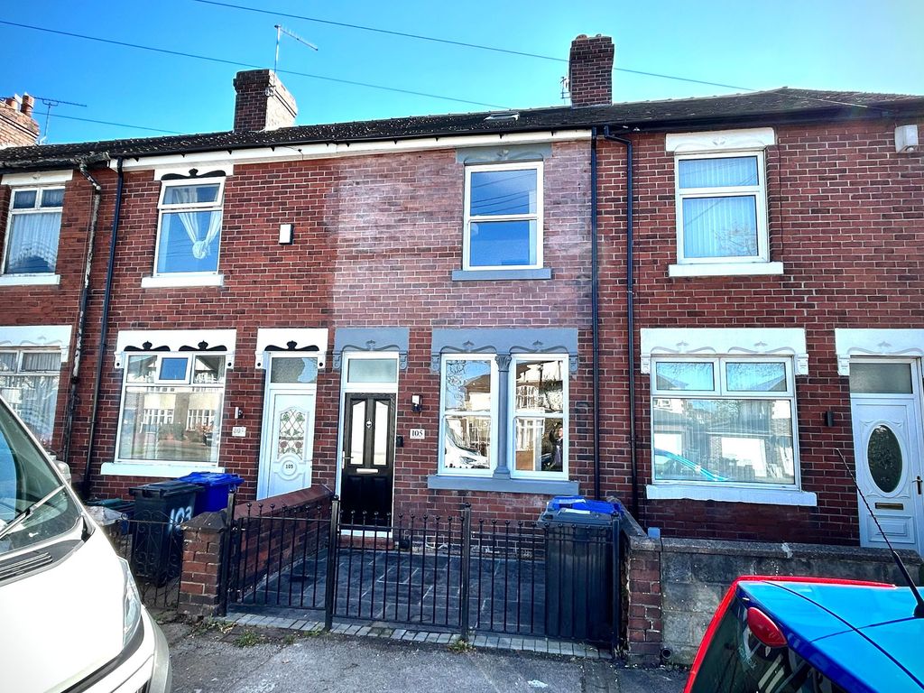 Property photo 1 of 15