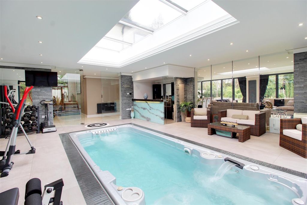 Property photo 2 of 26 Img_4924-Img_4926.Jpg