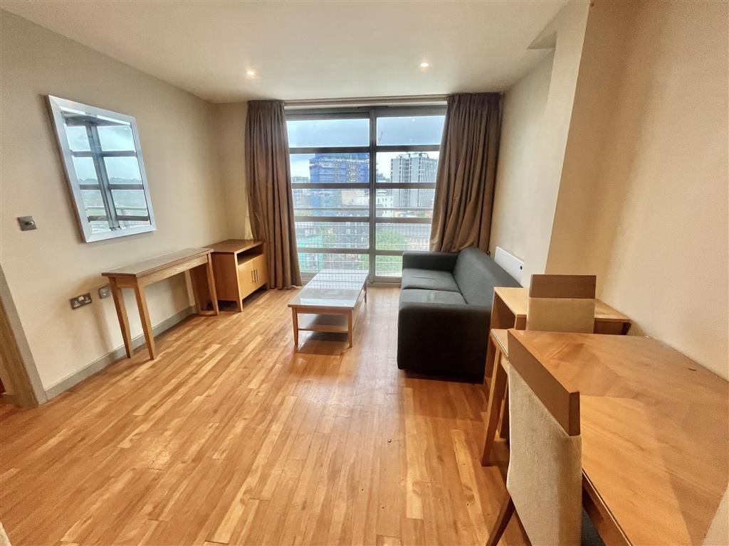 Property photo 3 of 11 Image