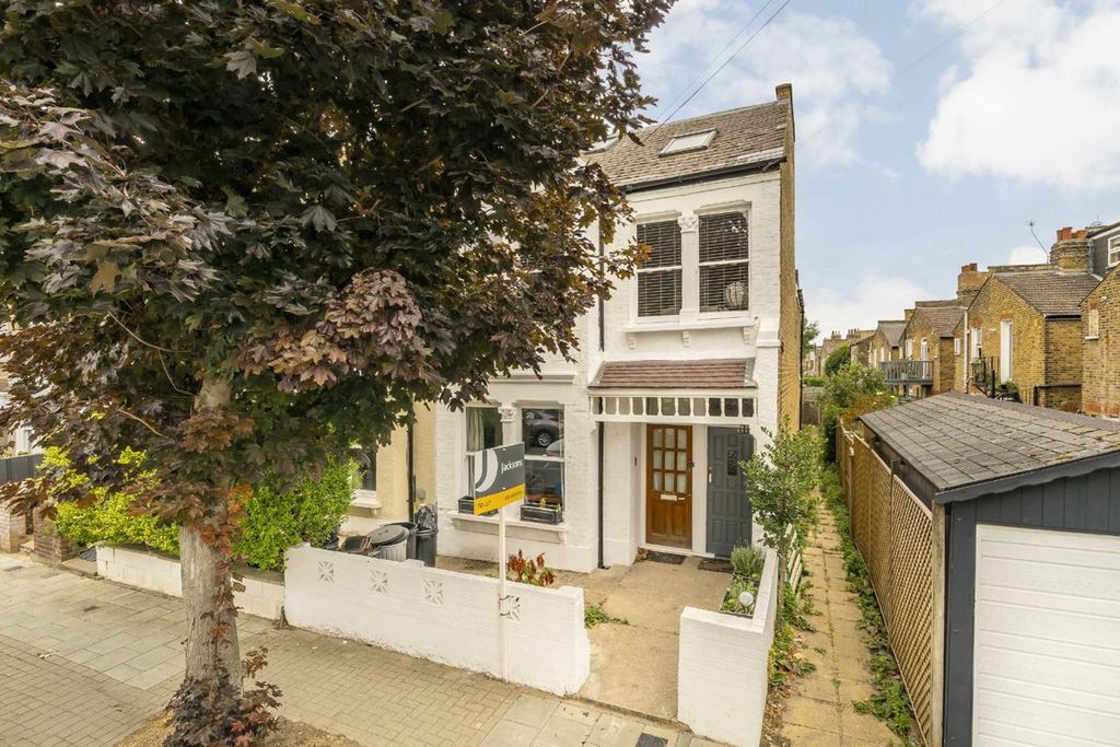 Property photo 1 of 7