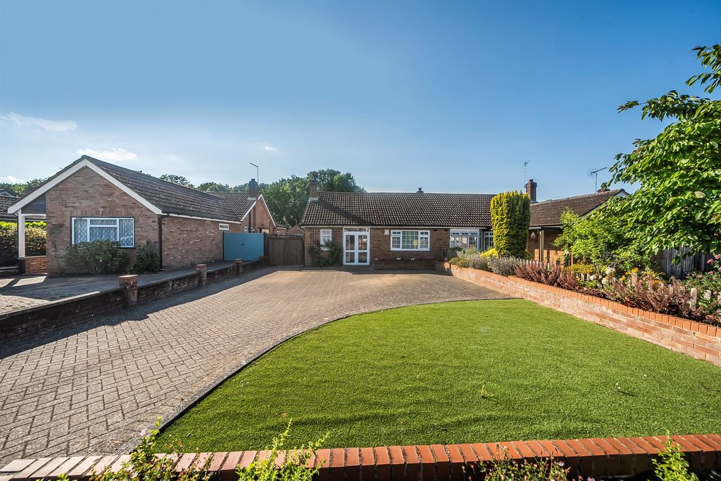 Property photo 1 of 15