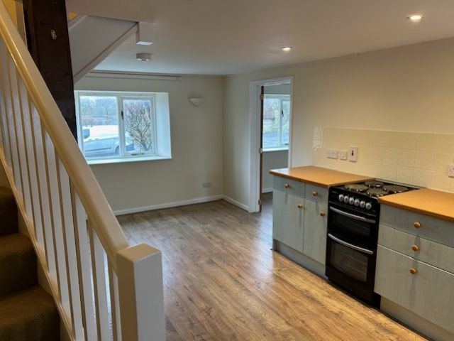 Property photo 2 of 4 Kitchen