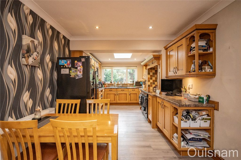 Property photo 3 of 25 Picture No. 12