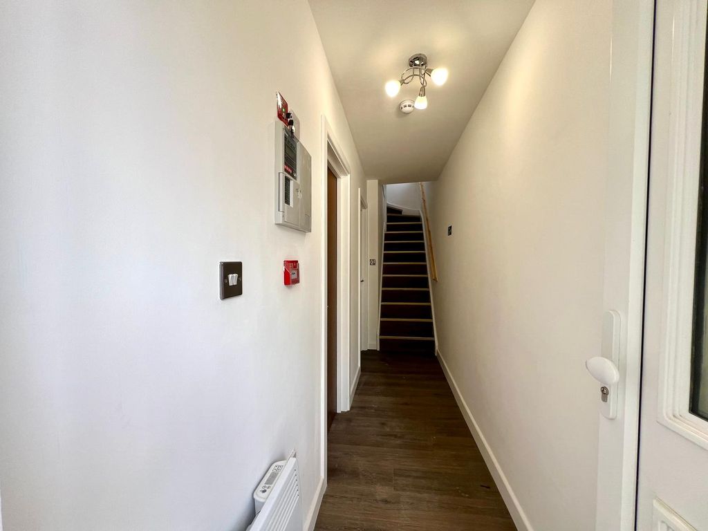 Property photo 1 of 26