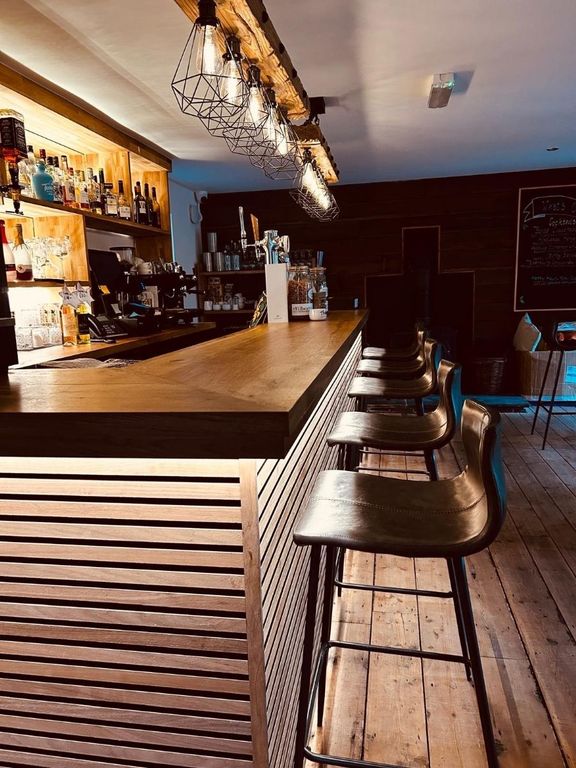 Property photo 3 of 13