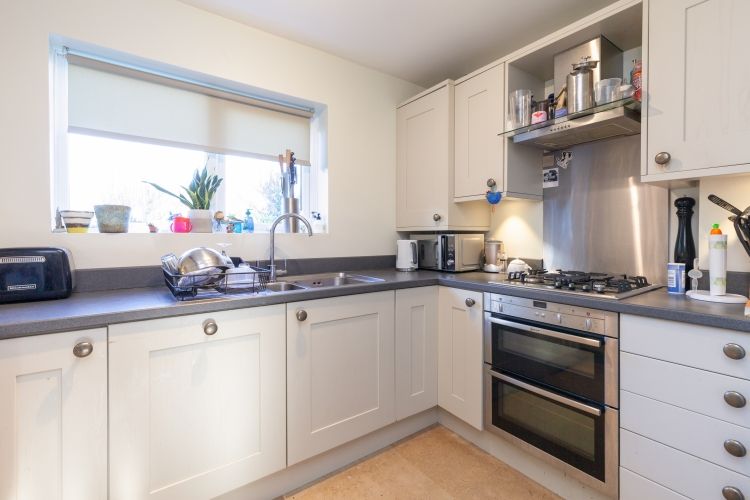 Property photo 2 of 9 211494