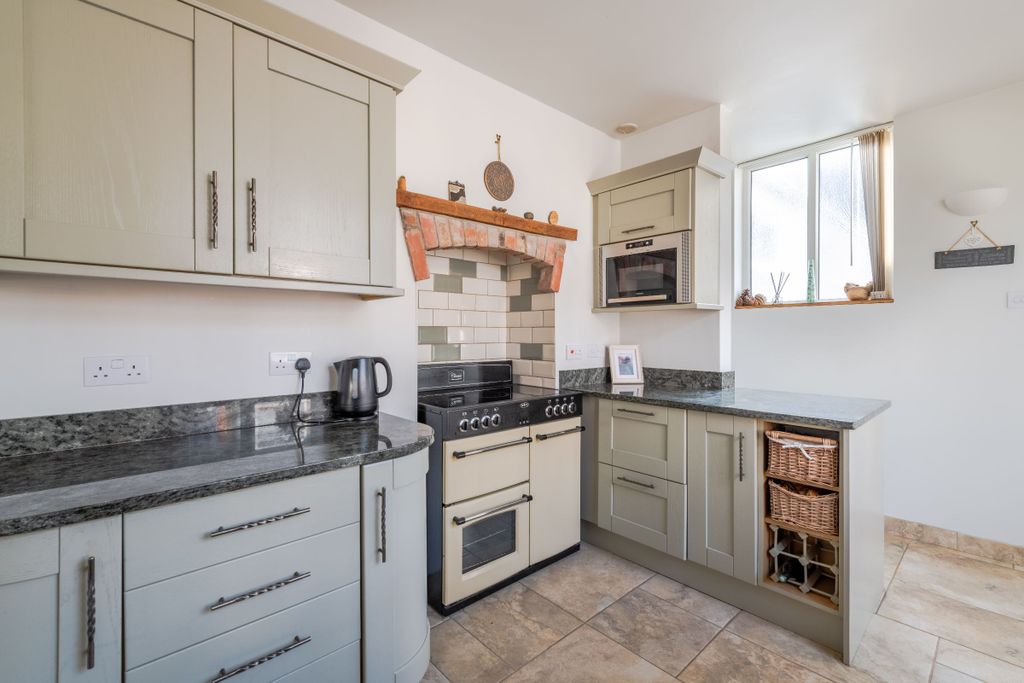 Additional image 4 of 2 bed bungalow for saleBelle Vue Avenue, Lynton EX35