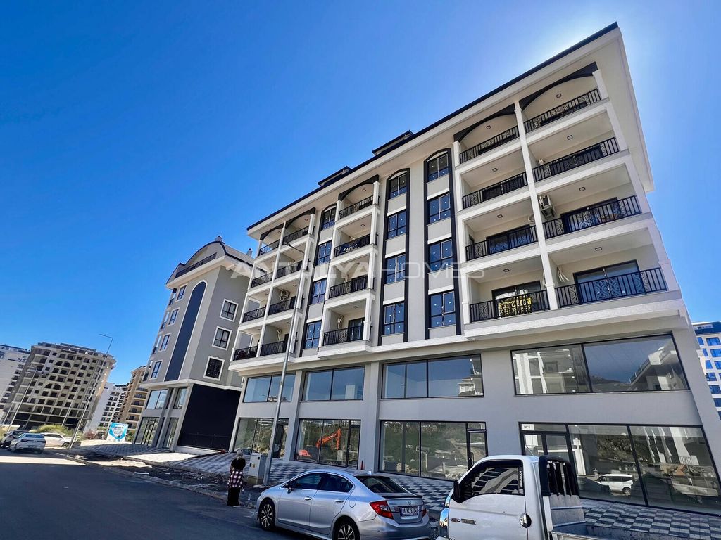 Property photo 1 of 10