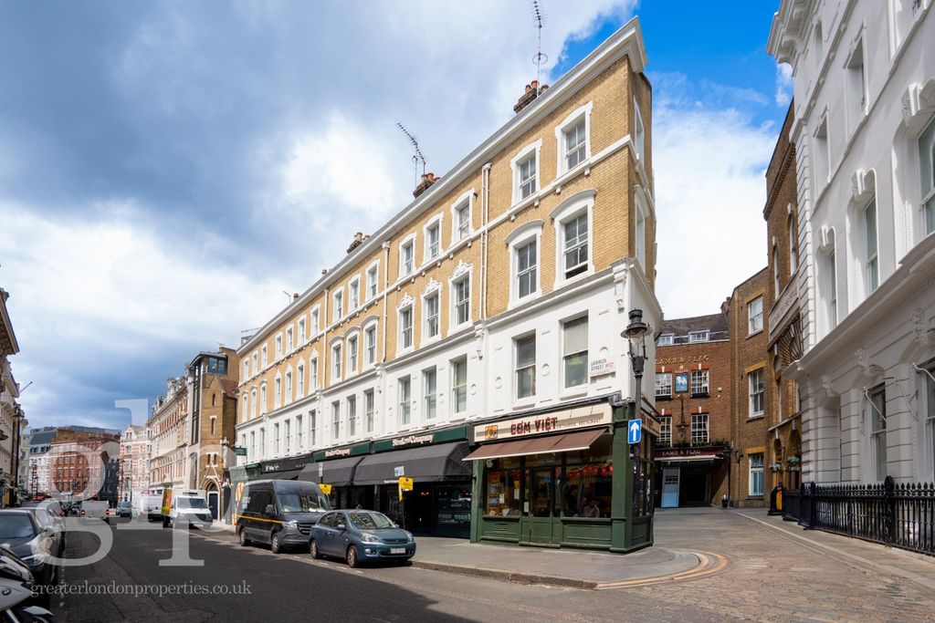 Property photo 1 of 29 5071750