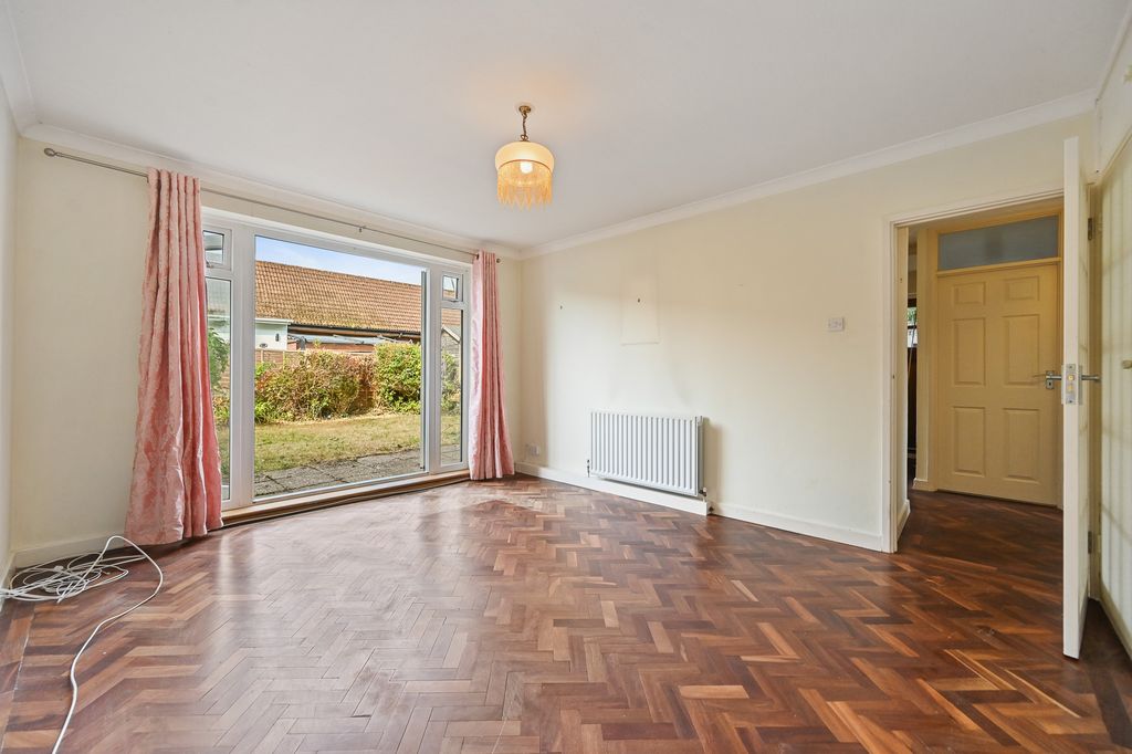 Property photo 3 of 13 5