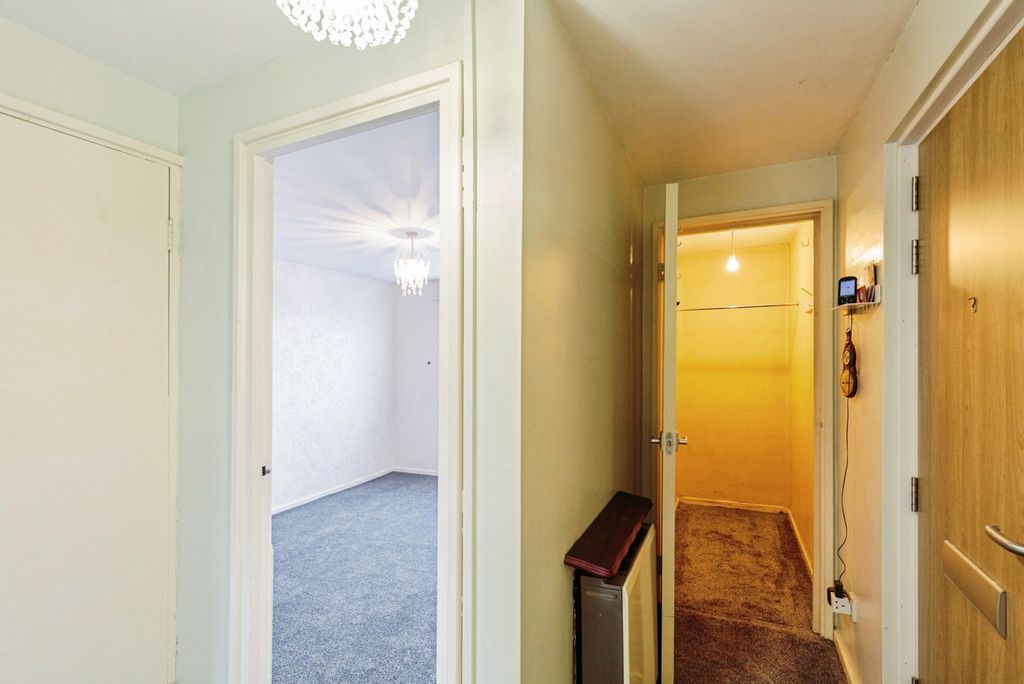 Property photo 2 of 10 Pbox-Img.Jpg