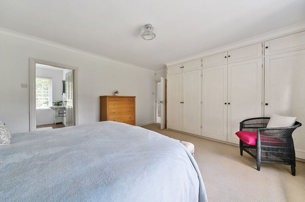 Additional image 24 of 4 bed detached house for saleGodalming, Surrey GU7