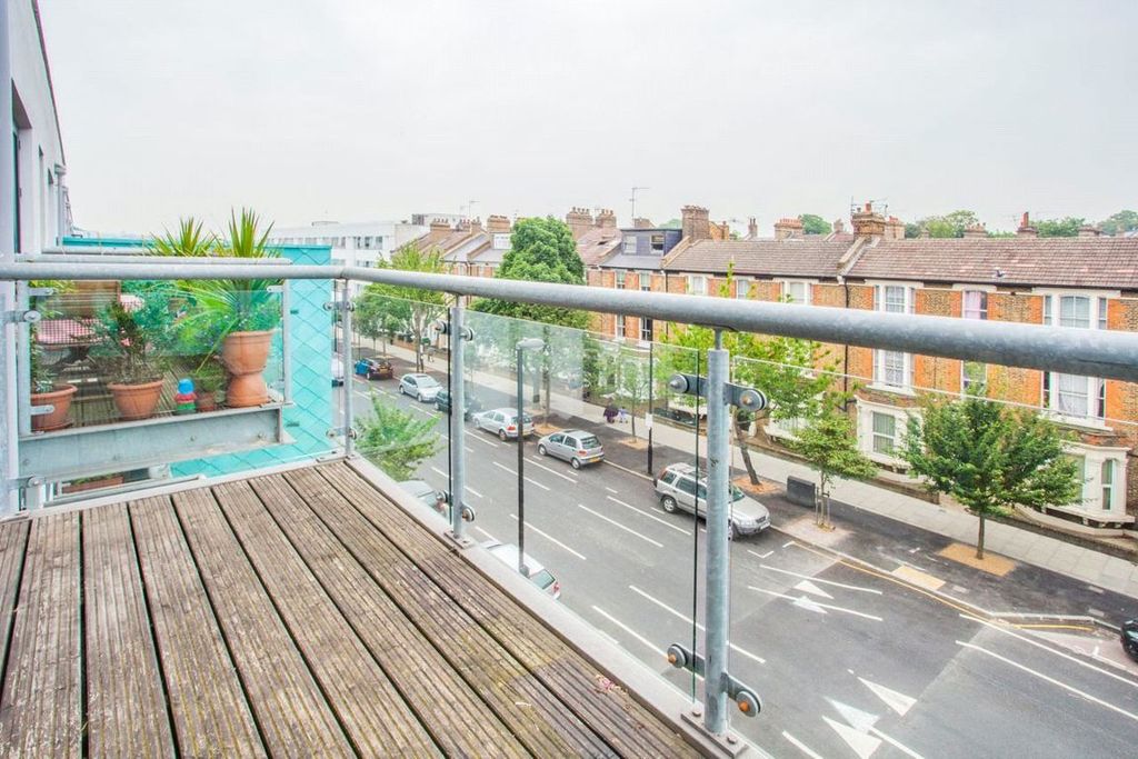 Property photo 3 of 7