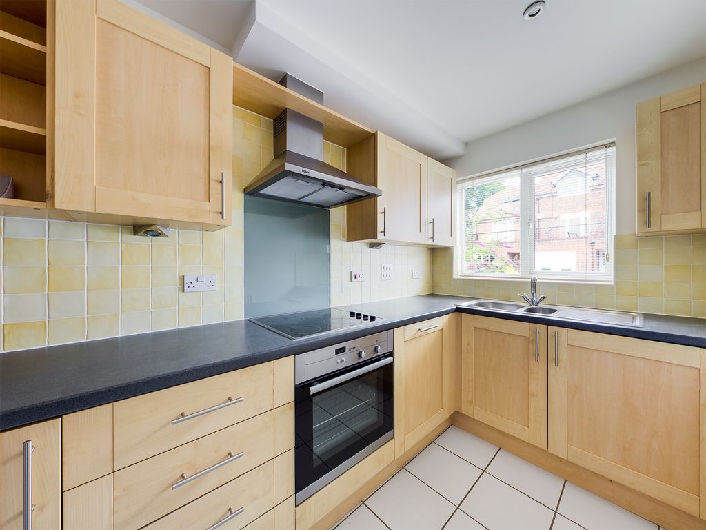 Property photo 2 of 9