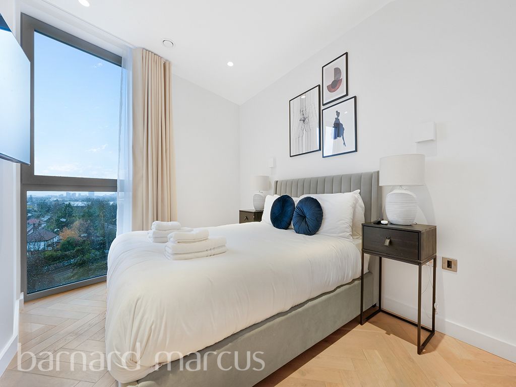 Property photo 3 of 8 Bedroom 2