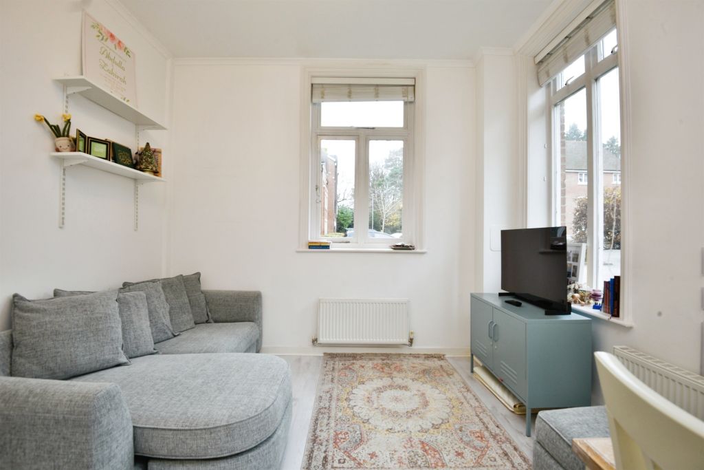 Property photo 2 of 18