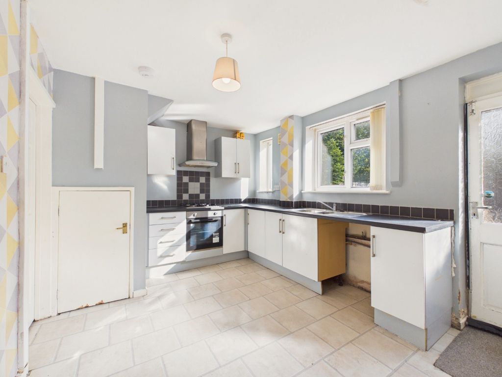 Property photo 2 of 15 5413703