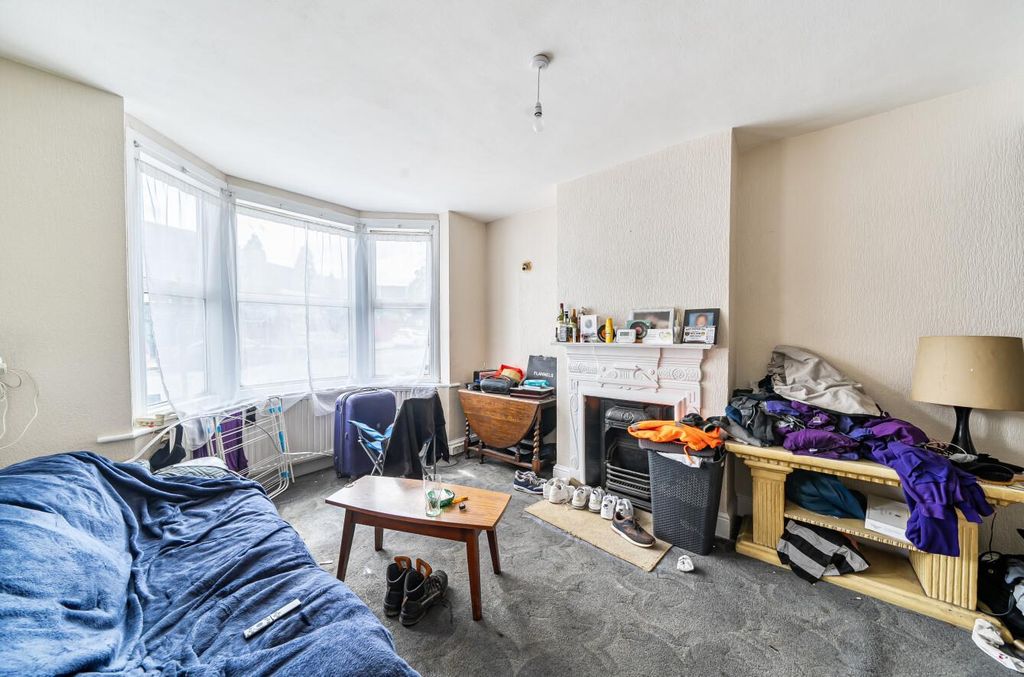 Property photo 2 of 8 Davidson Frost-Wellings, Dfw, Whitchurch Lane, Edg