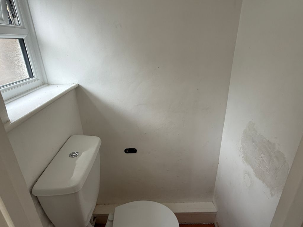 Property photo 2 of 12 c3271F58036Ab54353F6Ad1cc5Bd2318433659Fc.Jpg