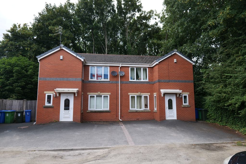 Property photo 2 of 7