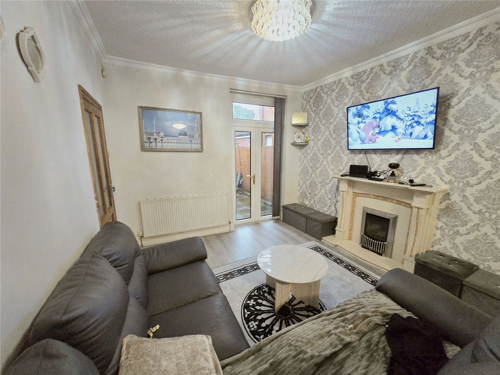 Property photo 3 of 17 Picture No. 16