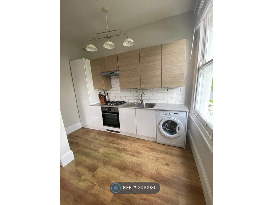 Property photo 2 of 4