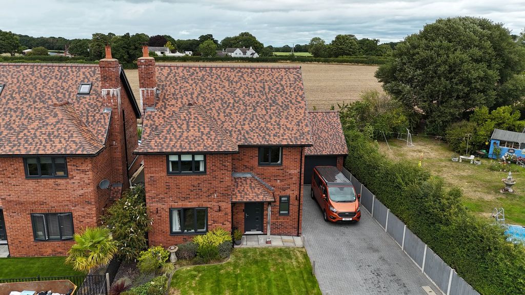 Property photo 1 of 33