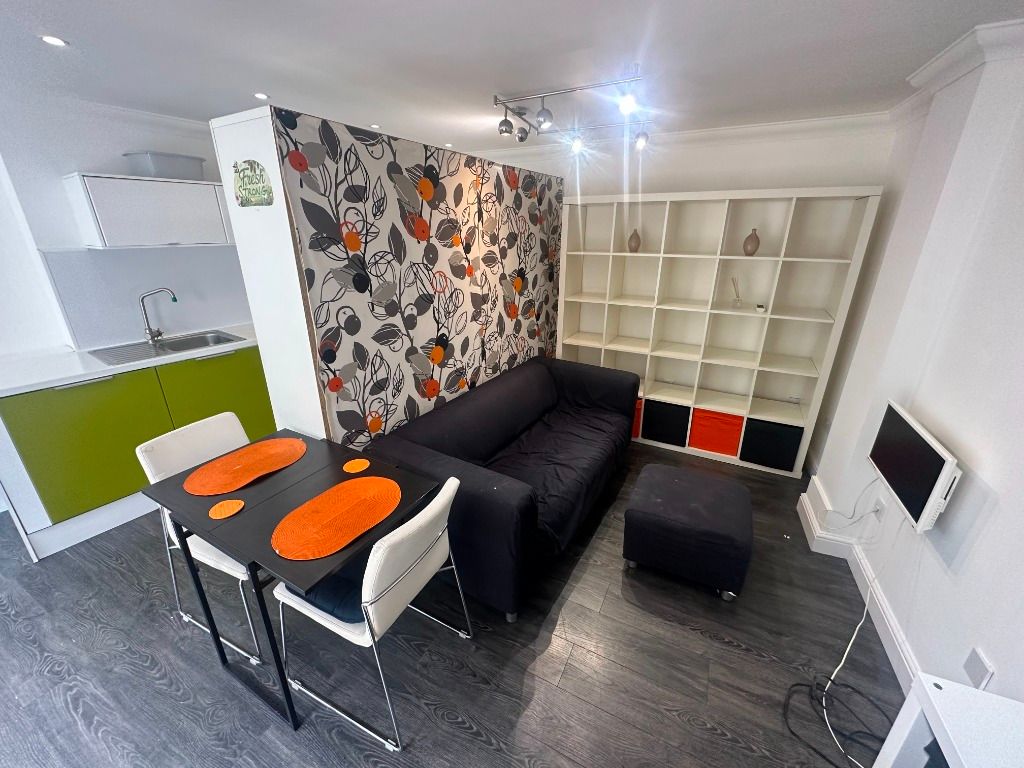 Property photo 2 of 11 Photo 2