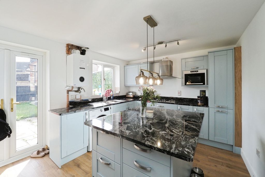 Property photo 3 of 20 Onp33775