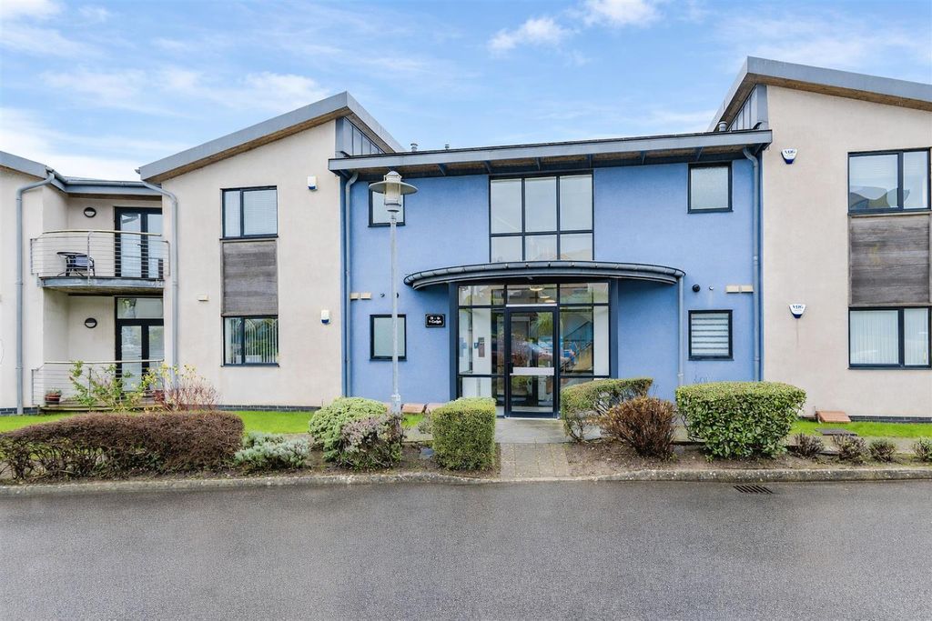 Property photo 1 of 26 Front.Png