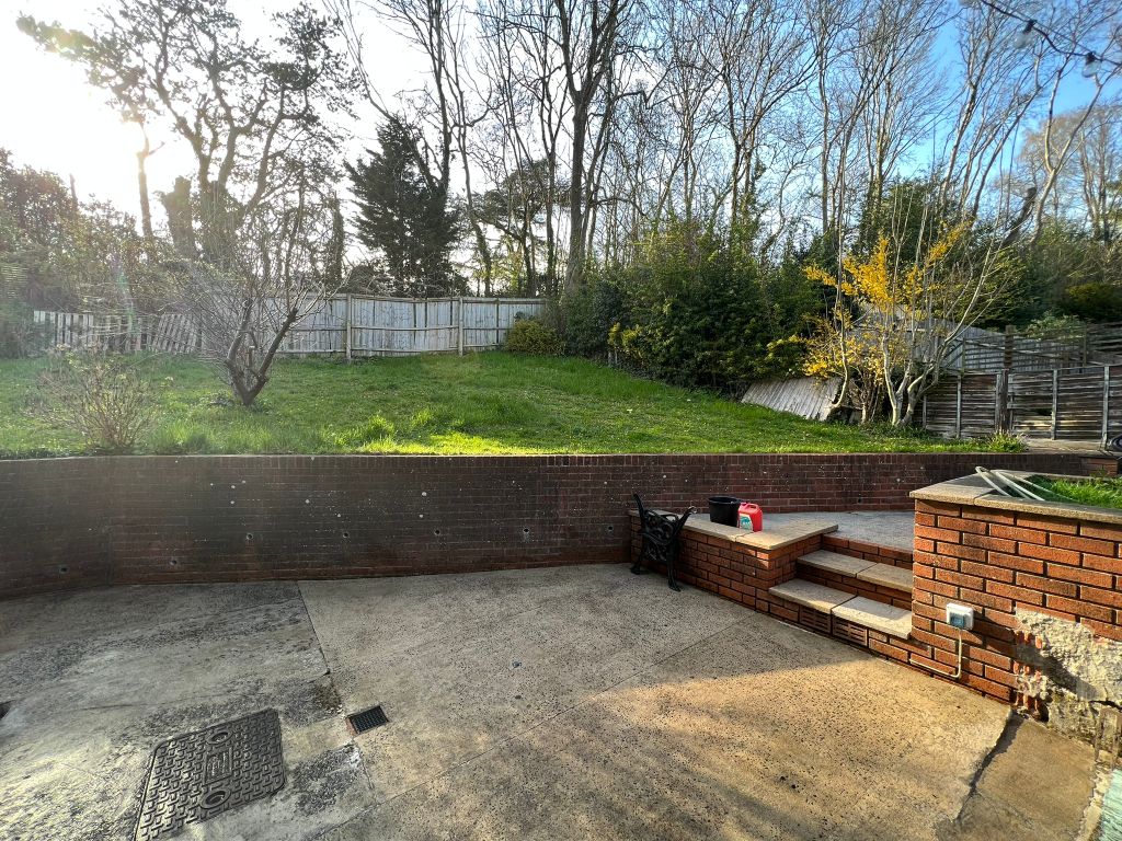 Property photo 2 of 3 Garden